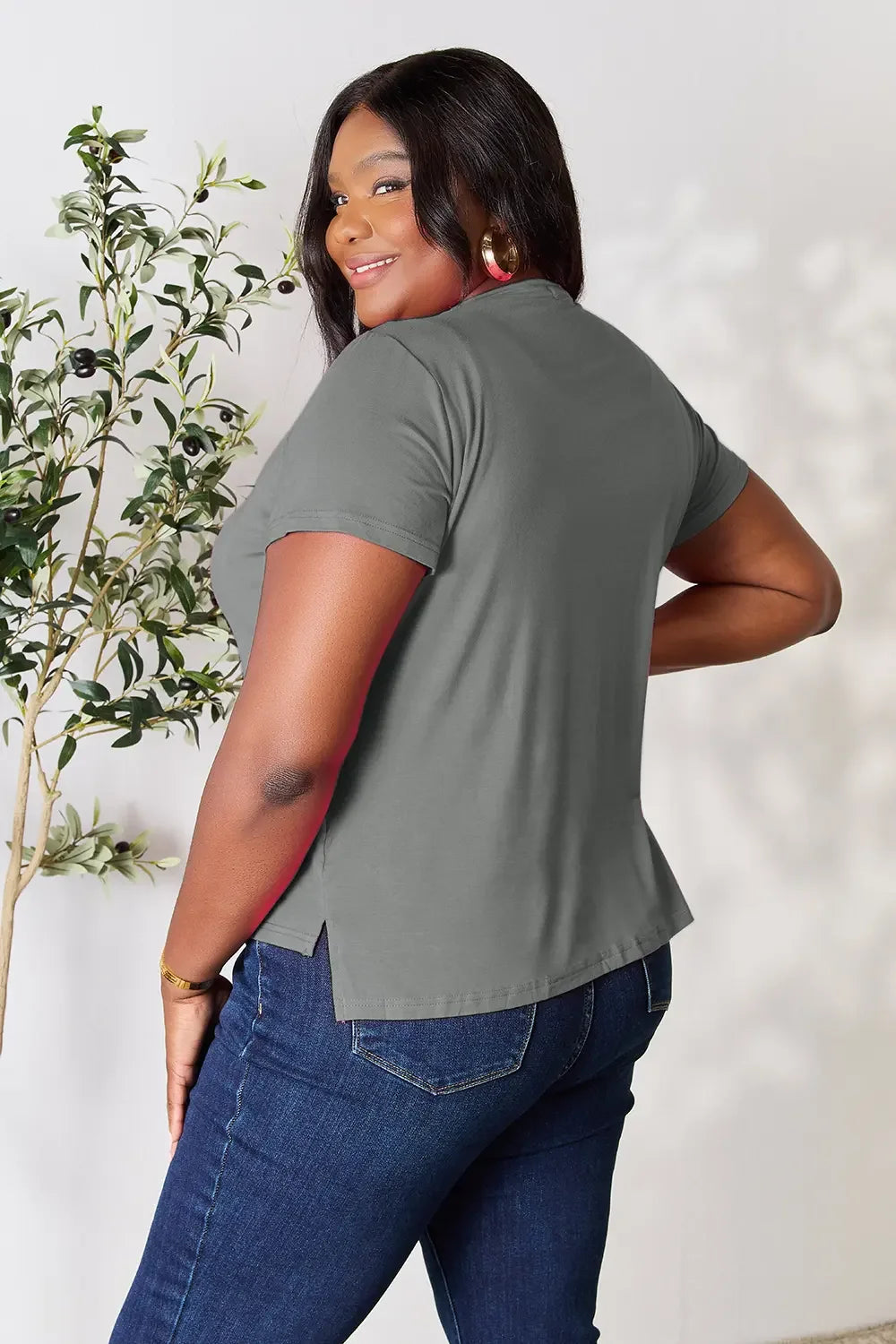 Basic Bae Full Size Round Neck Short Sleeve T-Shirt - Trendibles