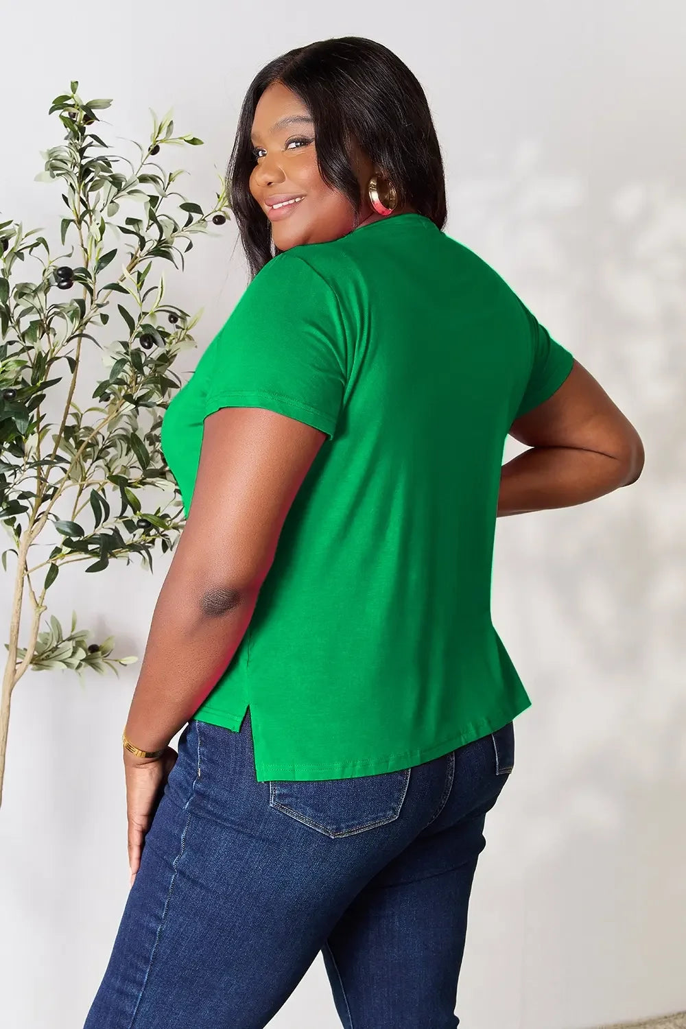 Basic Bae Full Size Round Neck Short Sleeve T-Shirt - Trendibles