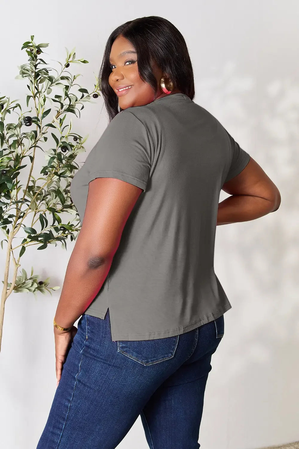 Basic Bae Full Size Round Neck Short Sleeve T-Shirt - Trendibles