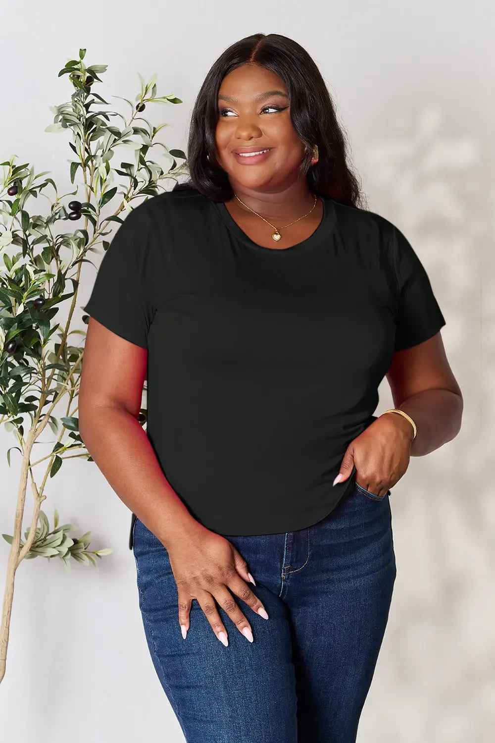 Basic Bae Full Size Round Neck Short Sleeve T-Shirt Plus Size - Trendibles